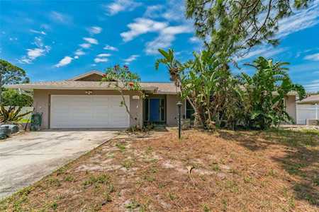1212 63rd St NW Bradenton, FL 34209