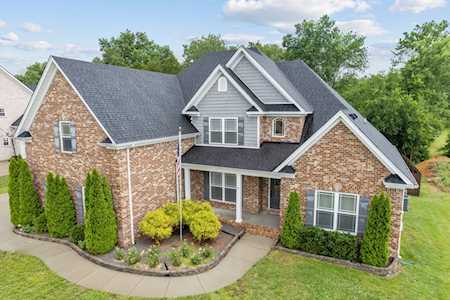 8025 Shelly Plum Dr Murfreesboro, TN 37128