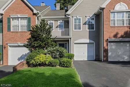13 Knox Ct Bernards Twp., NJ 07920