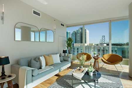 425 1st Street #802 San Francisco, CA 94105
