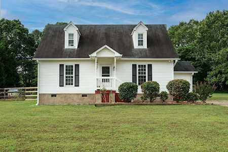 101 Mill Creek Drive Youngsville, NC 27596
