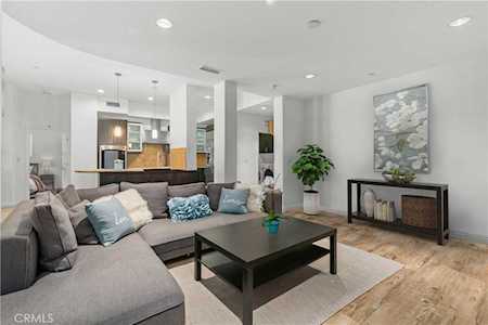 21 Gramercy #110 Irvine, CA 92612