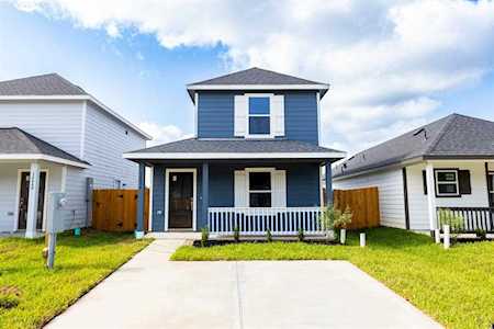 16436 Jasmine Marie Place Conroe, TX 77306