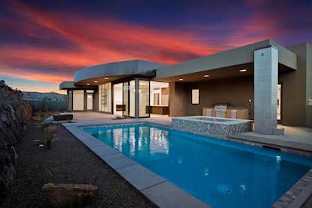 707 E Crimson Flare LN Ivins, UT 84738