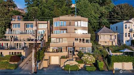 1202 Lakeview Blvd E #3 Seattle, WA 98102