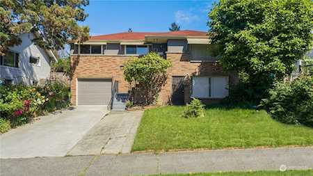 526 28th Ave Seattle, WA 98122