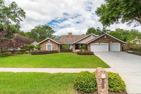 18241 Clear Lake Dr Lutz, FL 33548