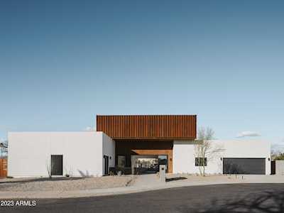 8714 E Keim Drive Scottsdale, AZ 85250
