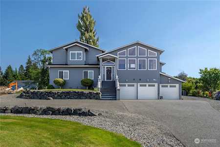 921 SW 296th St Federal Way, WA 98023