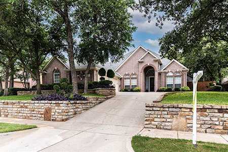 9233 Winslow Court North Richland Hills, TX 76182