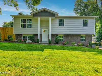 3804 Sullivan Rd Knoxville, TN 37921
