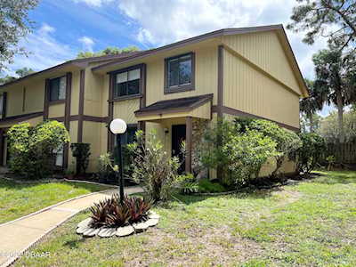9 Lakewood Park Ormond Beach, FL 32174