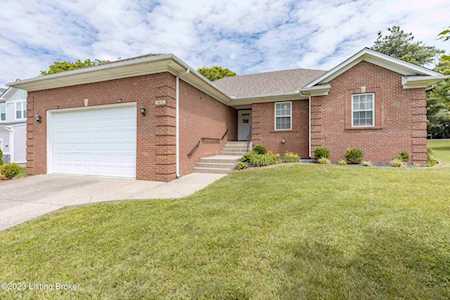 6013 Ledgerock Cove Pl Louisville, KY 40219