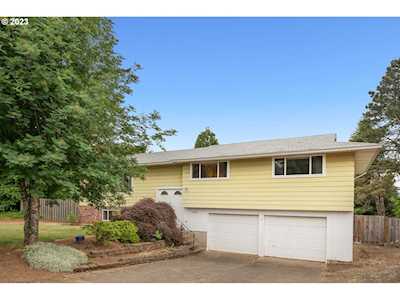 15443 S Henrici RD Oregon City, OR 97045