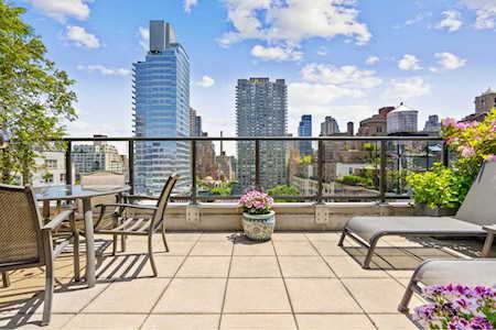 200 E 74th St #14A New York, NY 10021