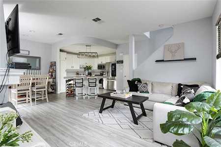 6 Mesquite Trabuco Canyon, CA 92679