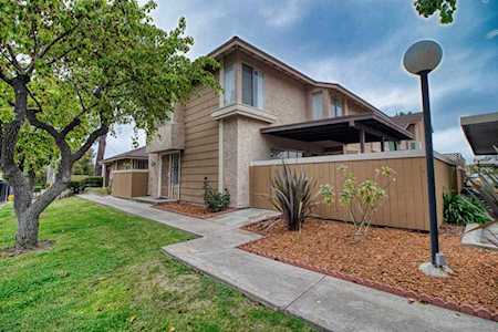 6848 Panamint Row Unit 4 San Diego, CA 92139