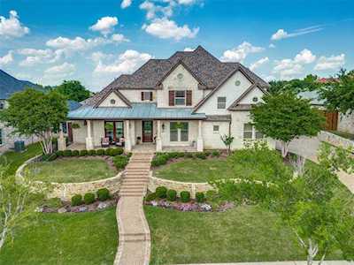 803 Sir Andred Lane Lewisville, TX 75056