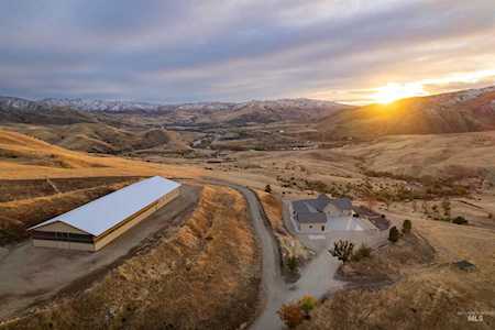 12 Coyote Point Horseshoe Bend, ID 83629