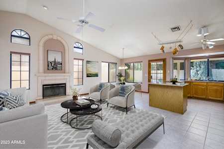759 E Vera Lane Tempe, AZ 85284