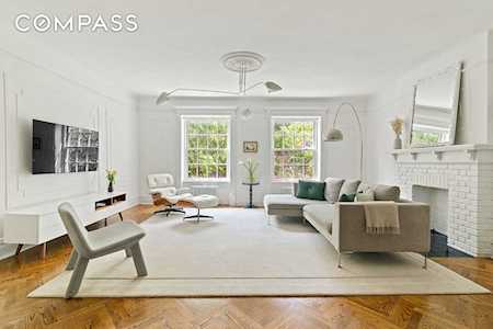 1063 Sterling Place Brooklyn, NY 11216