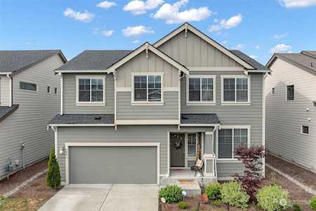 3001 14th Avenue Ct NW Puyallup, WA 98371