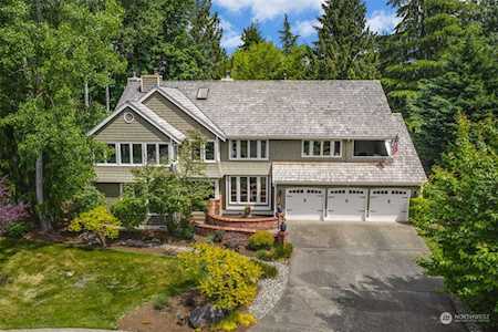 21929 NE 21st Place Sammamish, WA 98074
