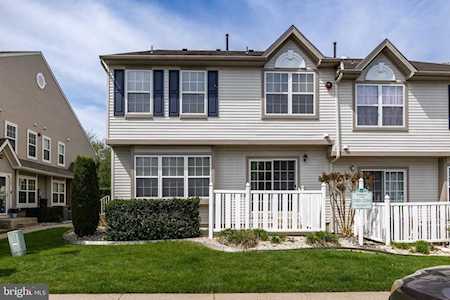 2101 Beacon Hill Dr Sicklerville, NJ 08081