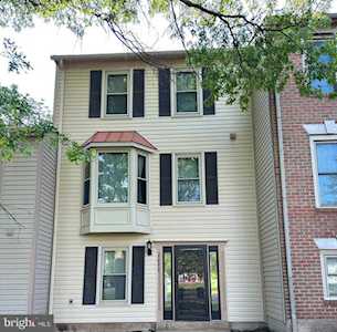 7377 Emerald Dr Manassas, VA 20109