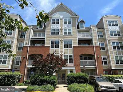 2711 Bellforest Ct #406 Vienna, VA 22180