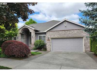 11069 SE Troika AVE Happy Valley, OR 97086