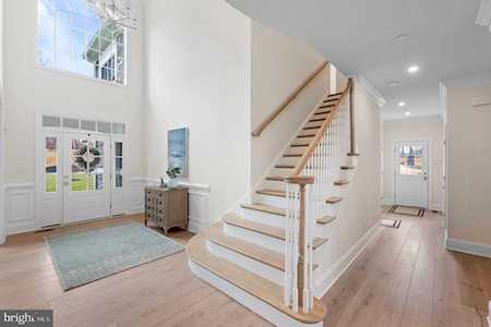 102 Apple Blossom Lane Newtown Square, PA 19073