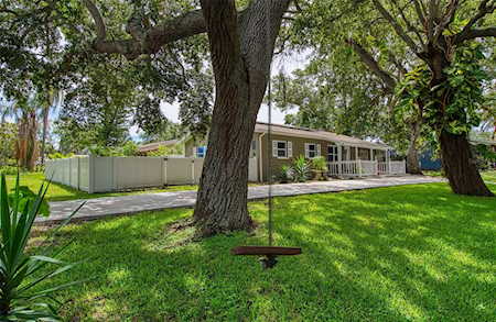 2187 Isabelle St Largo, FL 33774