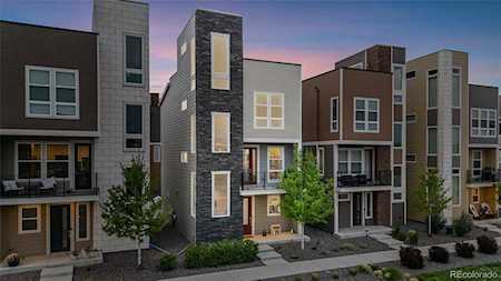 15862 E Broncos Place Englewood, CO 80112