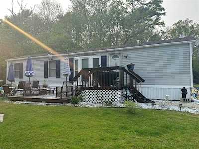 40 Toadstool Knoll Ln Charlestown, RI 02813