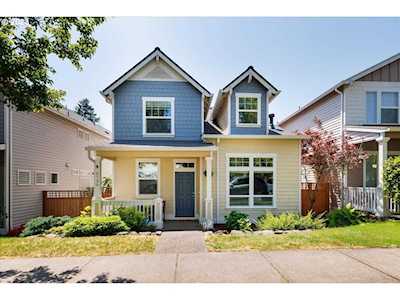 5720 NE Hidden Creek DR Hillsboro, OR 97124