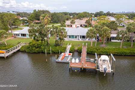 1264 Harbour Point Drive Port Orange, FL 32127