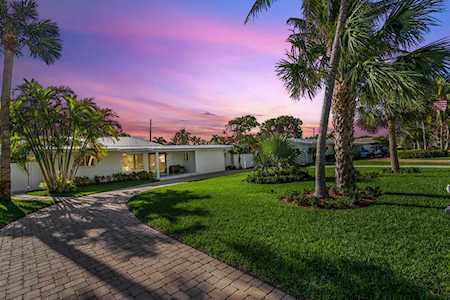 2740 NE 26th Street Lighthouse Point, FL 33064