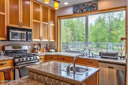 5144 E Big Rock Dr Wasilla, AK 99654