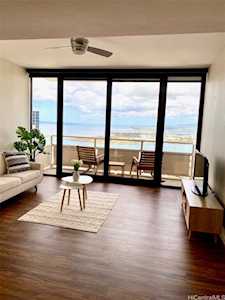 600 Queen Street #4104 Honolulu, HI 96813