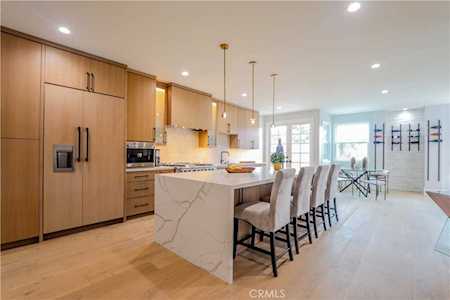 6225 Greenbrier Dr Huntington Beach, CA 92648