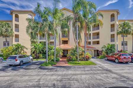 100 Uno Lago Drive #104 Juno Beach, FL 33408
