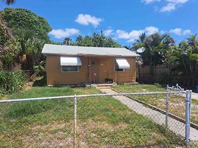 1093 Highview Road Lake Worth, FL 33462