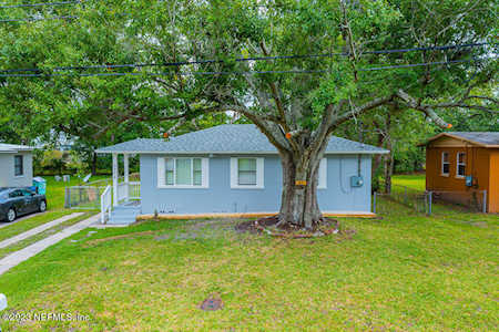3075 Brasque DR Jacksonville, FL 32209