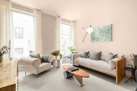 215 W 28th St #8C New York, NY 10001