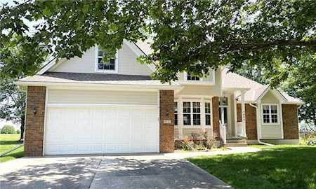 405 SE Breon Bay St Lee's Summit, MO 64063