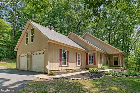28 Mckelvey Ln Holtwood, PA 17532