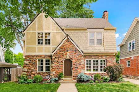 38 W 69th St Kansas City, MO 64113