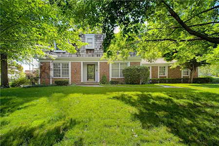 10300 Wenonga Ln Leawood, KS 66206