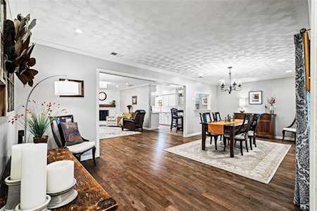 10248 Vinemont Street Dallas, TX 75218